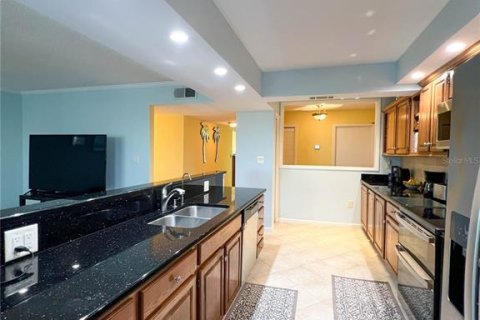 Condo in Clearwater, Florida, 3 bedrooms  № 2140641 - photo 9