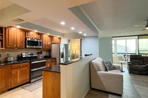 Condo in Clearwater, Florida, 3 bedrooms  № 2140641 - photo 7
