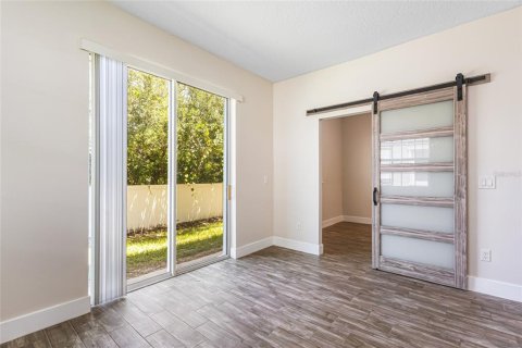 Commercial property in Kissimmee, Florida 16 bedrooms, 161.09 sq.m. № 1848513 - photo 24
