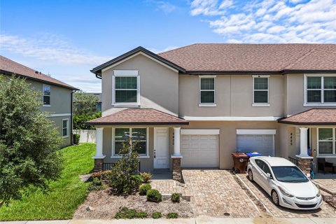 Commercial property in Kissimmee, Florida 16 bedrooms, 161.09 sq.m. № 1848513 - photo 10