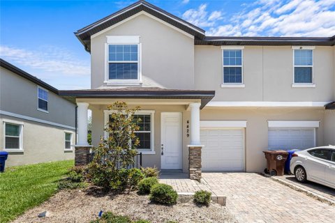 Commercial property in Kissimmee, Florida 16 bedrooms, 161.09 sq.m. № 1848513 - photo 7