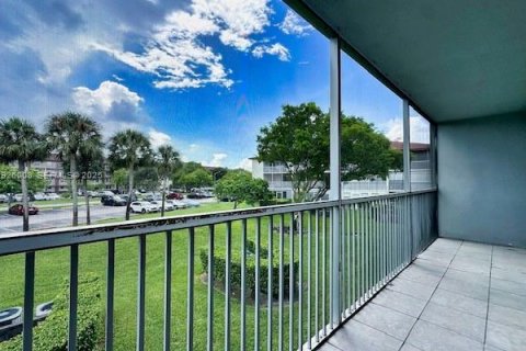 Condominio en alquiler en Pembroke Pines, Florida, 2 dormitorios, 88.63 m2 № 1984474 - foto 24