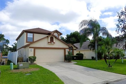 Casa en venta en Kissimmee, Florida, 4 dormitorios, 160.26 m2 № 1884596 - foto 3