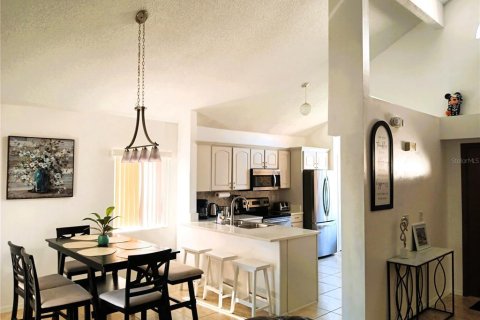 Casa en venta en Kissimmee, Florida, 4 dormitorios, 160.26 m2 № 1884596 - foto 5