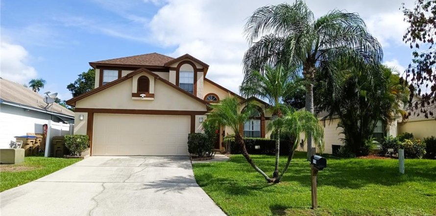 Casa en Kissimmee, Florida 4 dormitorios, 160.26 m2 № 1884596