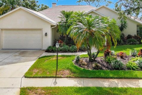 House in Sarasota, Florida 3 bedrooms, 244.7 sq.m. № 1767543 - photo 1