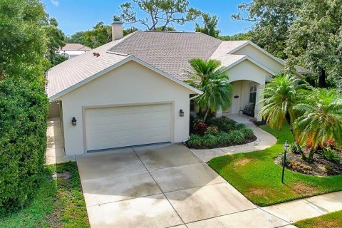 House in Sarasota, Florida 3 bedrooms, 244.7 sq.m. № 1767543 - photo 2