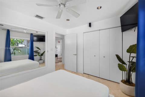 Villa ou maison à louer à Hollywood, Floride: 3 chambres, 106.65 m2 № 1979461 - photo 23