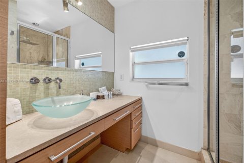 Villa ou maison à louer à Hollywood, Floride: 3 chambres, 106.65 m2 № 1979461 - photo 19