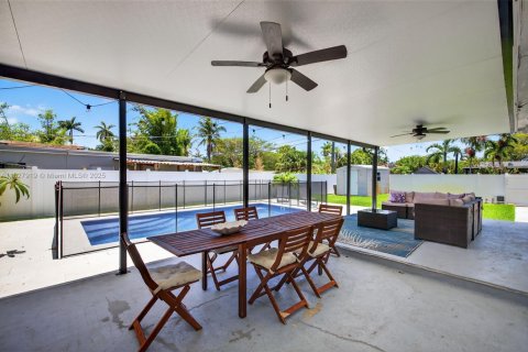 Villa ou maison à louer à Hollywood, Floride: 3 chambres, 106.65 m2 № 1979461 - photo 29