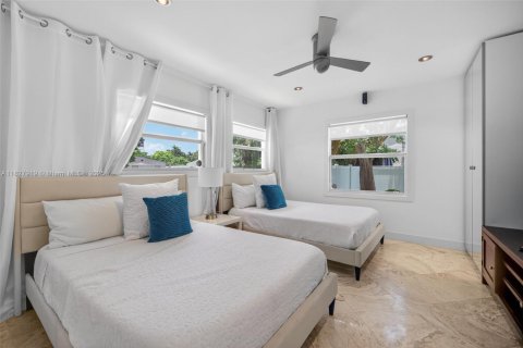 Villa ou maison à louer à Hollywood, Floride: 3 chambres, 106.65 m2 № 1979461 - photo 25