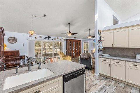 Villa ou maison à vendre à Dade City, Floride: 3 chambres, 228.73 m2 № 2195453 - photo 16