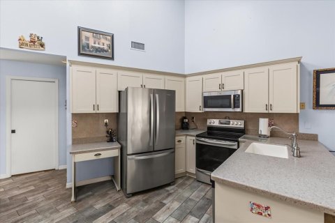 Villa ou maison à vendre à Dade City, Floride: 3 chambres, 228.73 m2 № 2195453 - photo 15