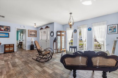 Villa ou maison à vendre à Dade City, Floride: 3 chambres, 228.73 m2 № 2195453 - photo 7