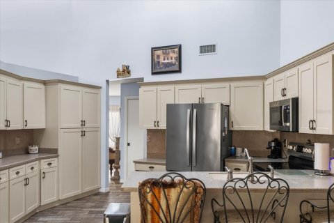 Villa ou maison à vendre à Dade City, Floride: 3 chambres, 228.73 m2 № 2195453 - photo 12
