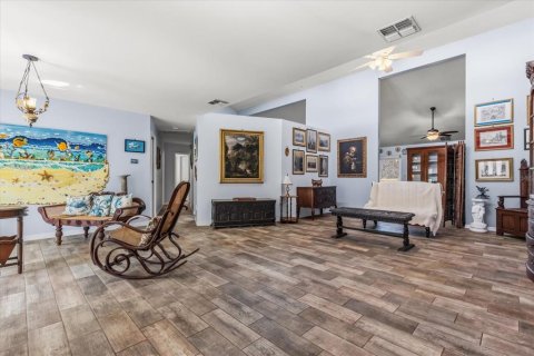 Villa ou maison à vendre à Dade City, Floride: 3 chambres, 228.73 m2 № 2195453 - photo 6