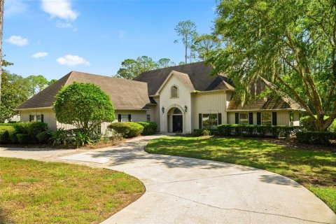 Villa ou maison à Gainesville, Floride 4 chambres, 390.75 m2 № 2423831