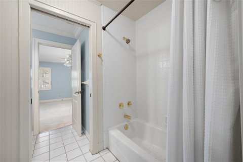 Villa ou maison à vendre à Gainesville, Floride: 4 chambres, 390.75 m2 № 2423831 - photo 28