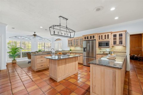 Villa ou maison à vendre à Gainesville, Floride: 4 chambres, 390.75 m2 № 2423831 - photo 6