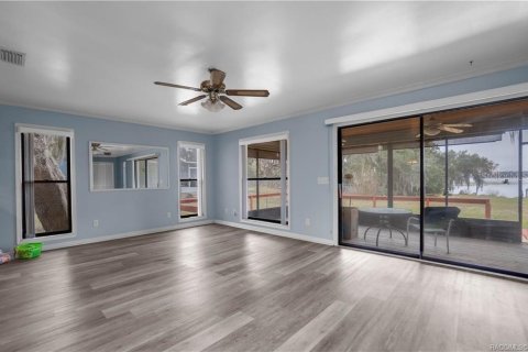 House in Inverness, Florida 2 bedrooms, 87.14 sq.m. № 1543485 - photo 12