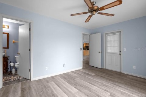 House in Inverness, Florida 2 bedrooms, 87.14 sq.m. № 1543485 - photo 16