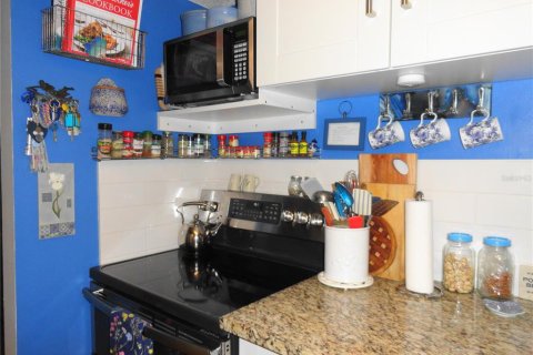 Condominio en venta en Port Charlotte, Florida, 2 dormitorios, 89.19 m2 № 1815939 - foto 7