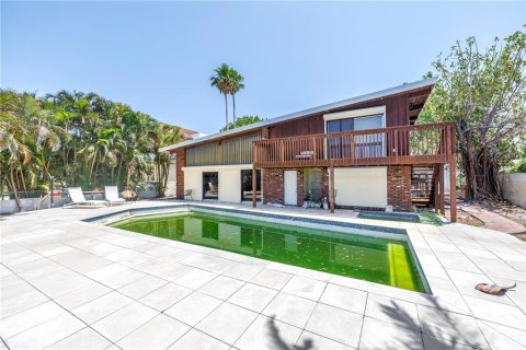 Casa en venta en Treasure Island, Florida, 4 dormitorios, 227.61 m2 № 1687913 - foto 22
