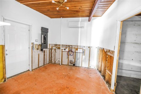 Casa en venta en Treasure Island, Florida, 4 dormitorios, 227.61 m2 № 1687913 - foto 29
