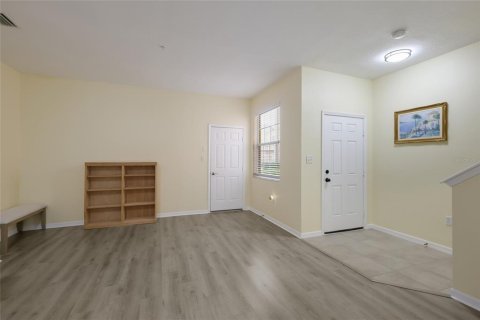 Adosado en venta en Sarasota, Florida, 3 dormitorios, 164.99 m2 № 2408818 - foto 5