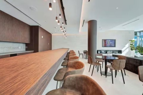 Copropriété à vendre à Miami, Floride: 2 chambres, 97.36 m2 № 2046076 - photo 27