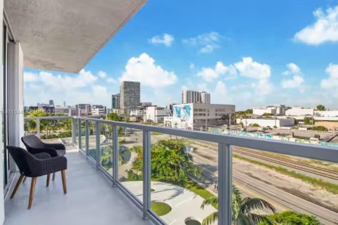 Copropriété à vendre à Miami, Floride: 2 chambres, 97.36 m2 № 2046076 - photo 11