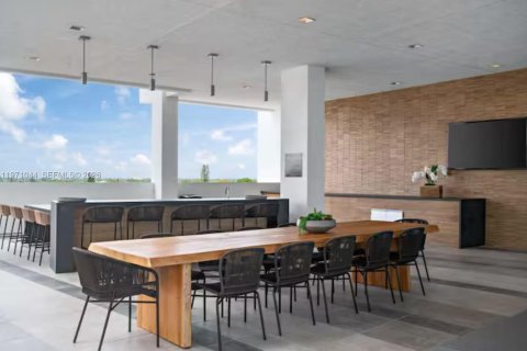 Copropriété à vendre à Miami, Floride: 2 chambres, 97.36 m2 № 2046076 - photo 22