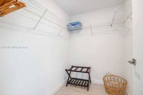 Copropriété à vendre à Miami, Floride: 2 chambres, 97.36 m2 № 2046076 - photo 9