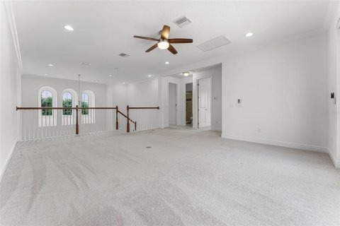 House in Orlando, Florida 5 bedrooms, 387.59 sq.m. № 1786063 - photo 28