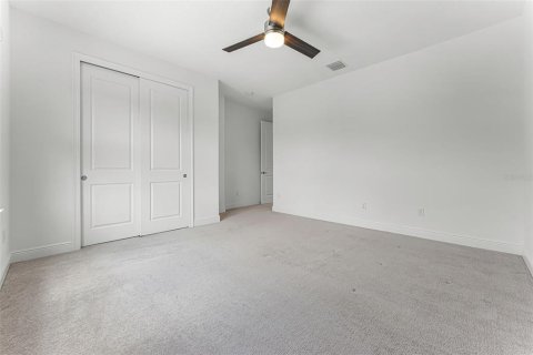 House in Orlando, Florida 5 bedrooms, 387.59 sq.m. № 1786063 - photo 30