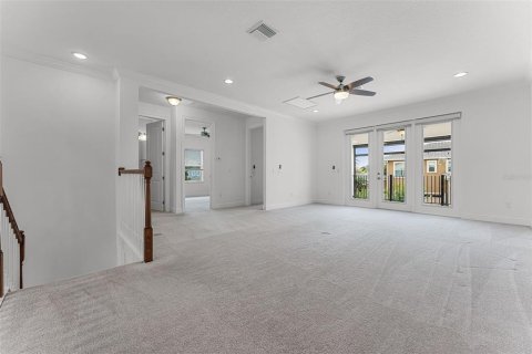 House in Orlando, Florida 5 bedrooms, 387.59 sq.m. № 1786063 - photo 27