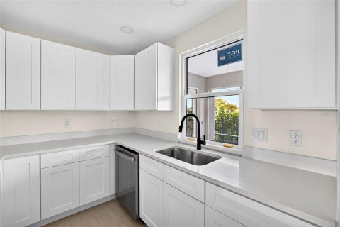 Villa ou maison à vendre à Punta Gorda, Floride: 3 chambres, 125.98 m2 № 2318716 - photo 19