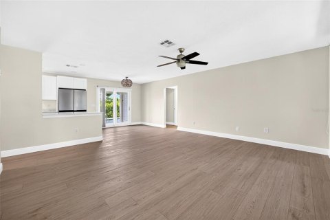 Villa ou maison à vendre à Punta Gorda, Floride: 3 chambres, 125.98 m2 № 2318716 - photo 9