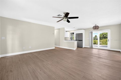 Villa ou maison à vendre à Punta Gorda, Floride: 3 chambres, 125.98 m2 № 2318716 - photo 10