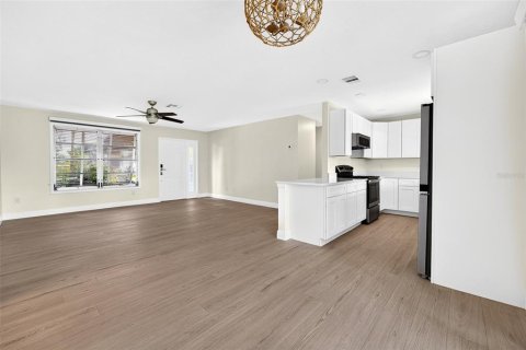 Villa ou maison à vendre à Punta Gorda, Floride: 3 chambres, 125.98 m2 № 2318716 - photo 12