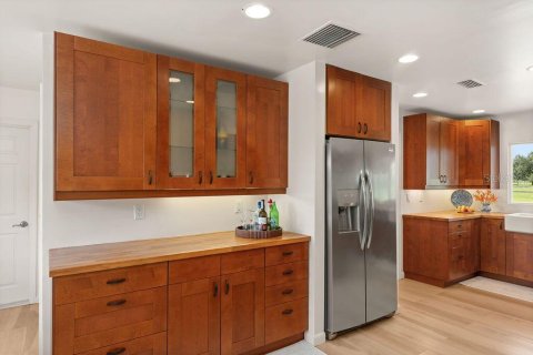 Купить виллу или дом в Сарасота, Флорида 9 комнат, 231.88м2, № 2339490 - фото 15
