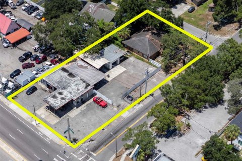 Propiedad comercial en venta en Tampa, Florida, 561.69 m2 № 2167340 - foto 2