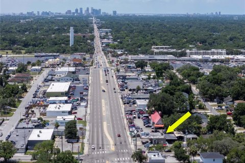 Propiedad comercial en venta en Tampa, Florida, 561.69 m2 № 2167340 - foto 8