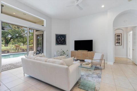 House in Delray Beach, Florida 3 bedrooms, 254.74 sq.m. № 2251518 - photo 12