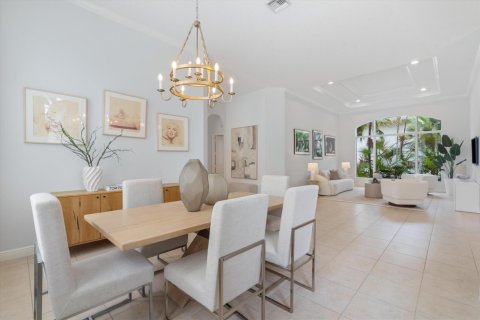 House in Delray Beach, Florida 3 bedrooms, 254.74 sq.m. № 2251518 - photo 18