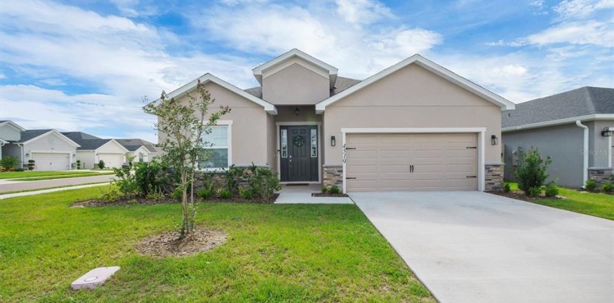 Casa en Winter Haven, Florida 4 dormitorios, 192.68 m2 № 2201808