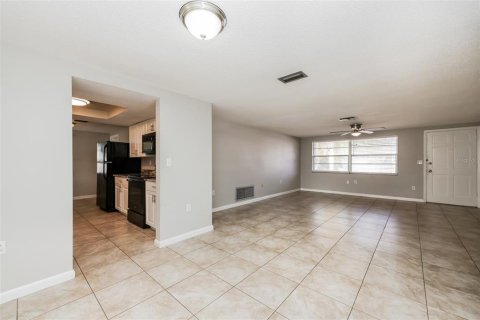 Villa ou maison à vendre à Port Richey, Floride: 3 chambres, 127.65 m2 № 2123937 - photo 7