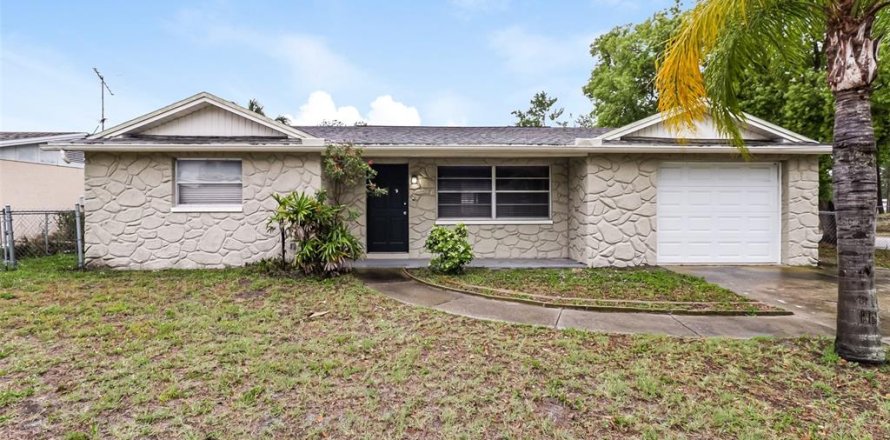 Villa ou maison à Port Richey, Floride 3 chambres, 127.65 m2 № 2123937