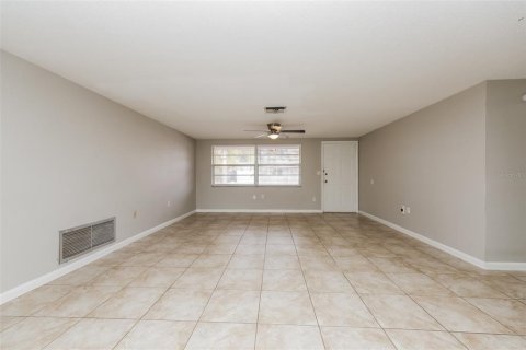 Villa ou maison à vendre à Port Richey, Floride: 3 chambres, 127.65 m2 № 2123937 - photo 4