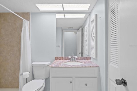 Condo in Holiday, Florida, 1 bedroom № 2209203 - photo 19